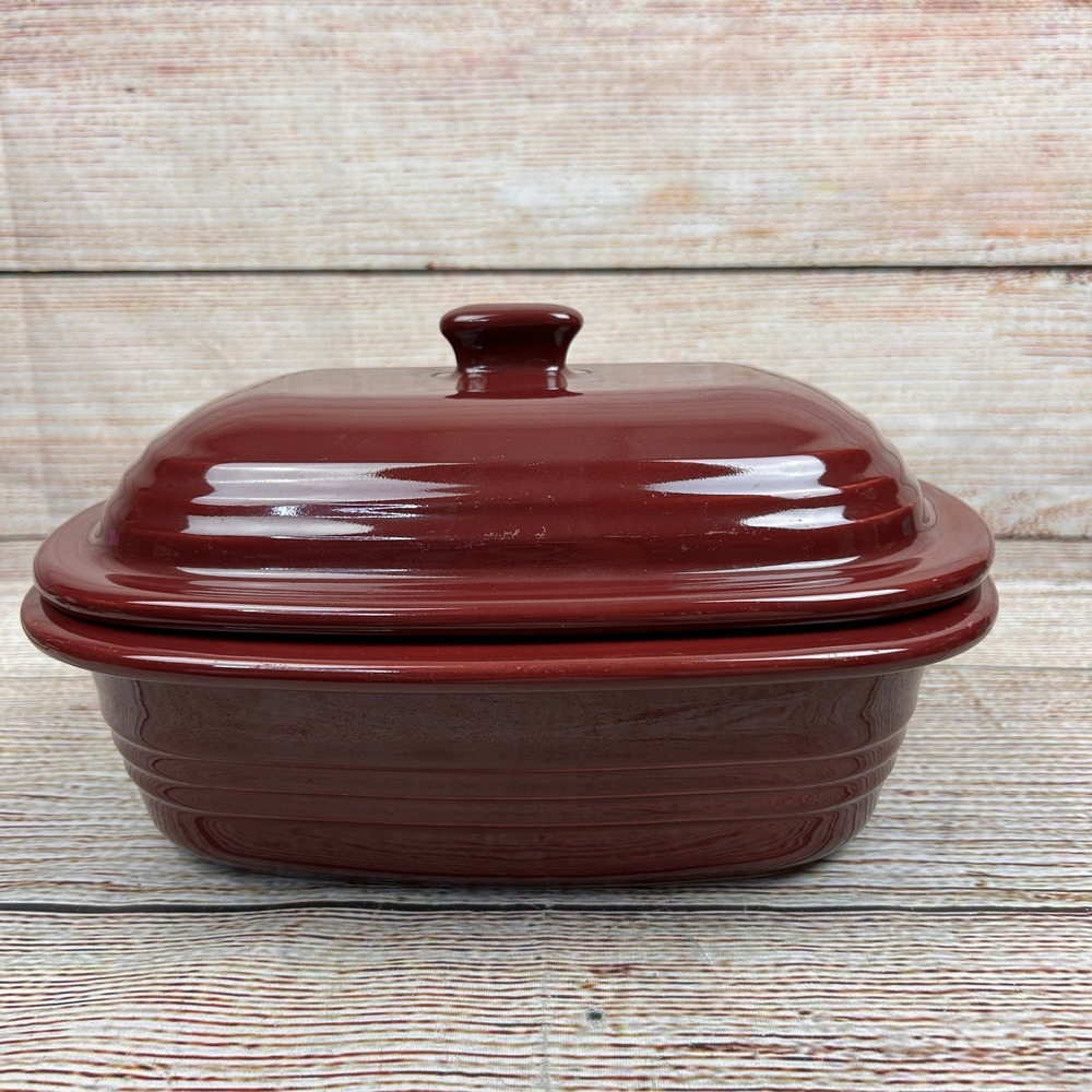 Pampered Chef Cranberry Red Deep Covered Baker Stoneware Casserole Dish 5091 USA
